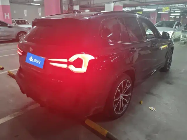 BMW X3 — Фото автомобиля 3
