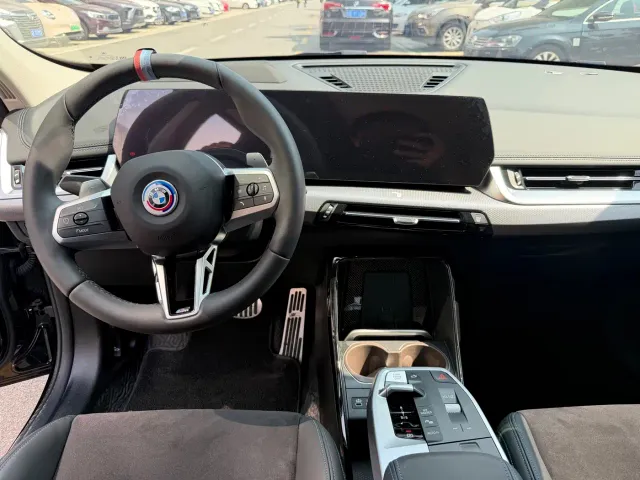 BMW X1 — Фото автомобиля 5