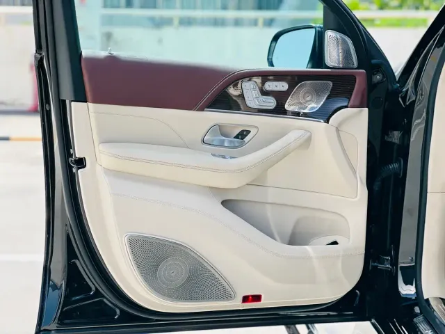 Mercedes-Benz GLS-Class — Фото автомобиля 17