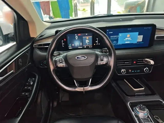 Ford Edge 2021 PLUS EcoBoost 245 FWD Luxury Sharp 7-seater — Фото автомобиля 10