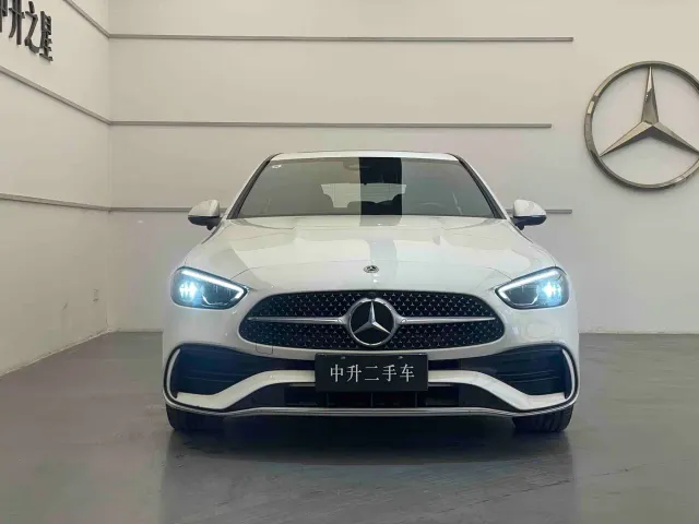Mercedes-Benz C-Class — Фото автомобиля 2