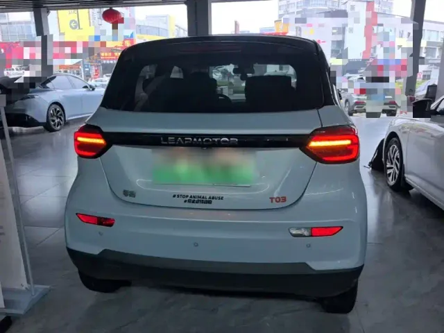 Leapmotor T03 — Фото автомобиля 5