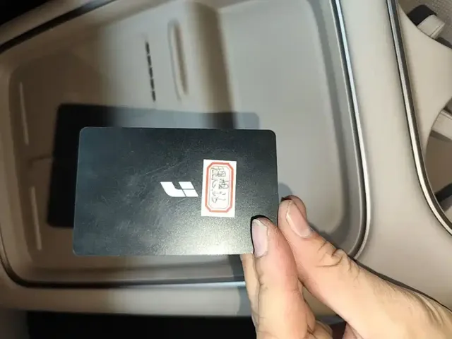Li Auto Li Auto i6 2025 2WD Base Model — Фото автомобиля 8