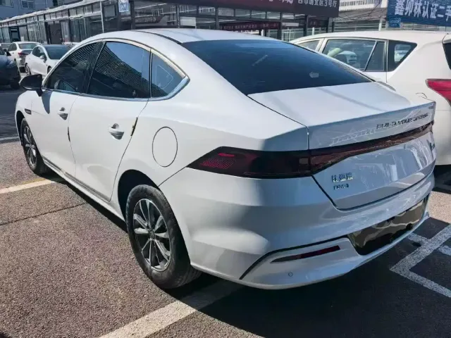 BYD Qin PLUS — Фото автомобиля 4