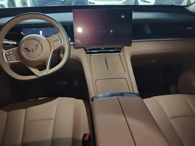 Wuling Starlight L — Фото автомобиля 12