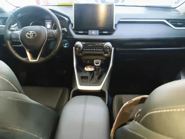 Toyota Wildlander — Фото автомобиля 9