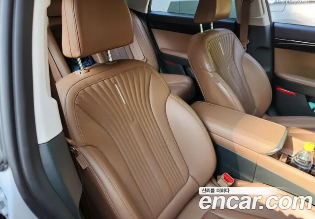 Hyundai Grandeur GN7 — Фото автомобиля 10