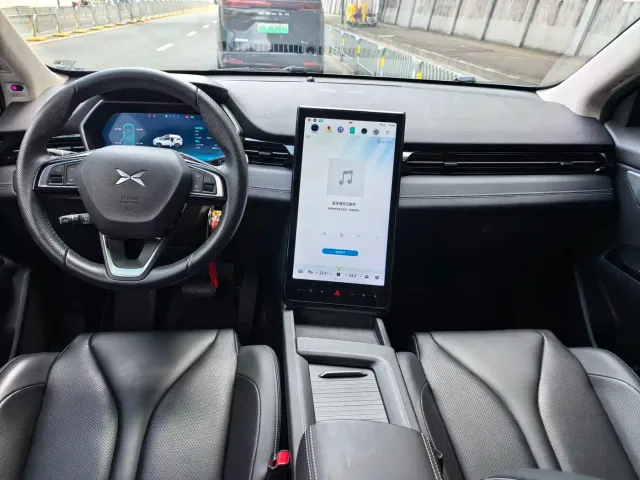 Xpeng G3 — Фото автомобиля 9