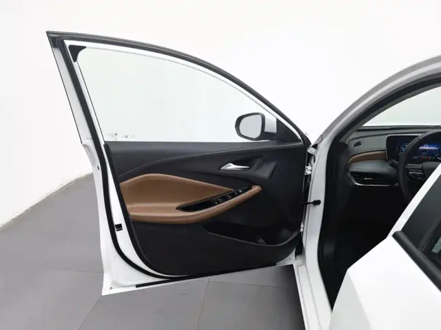 Buick Verano — Фото автомобиля 8