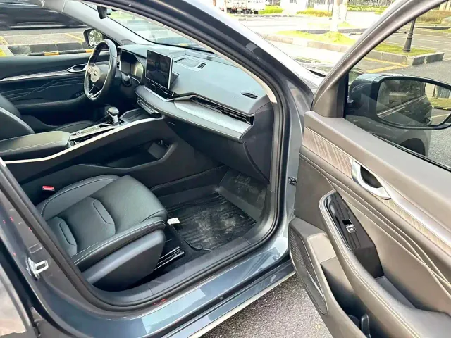 Geely Xingrui — Фото автомобиля 23