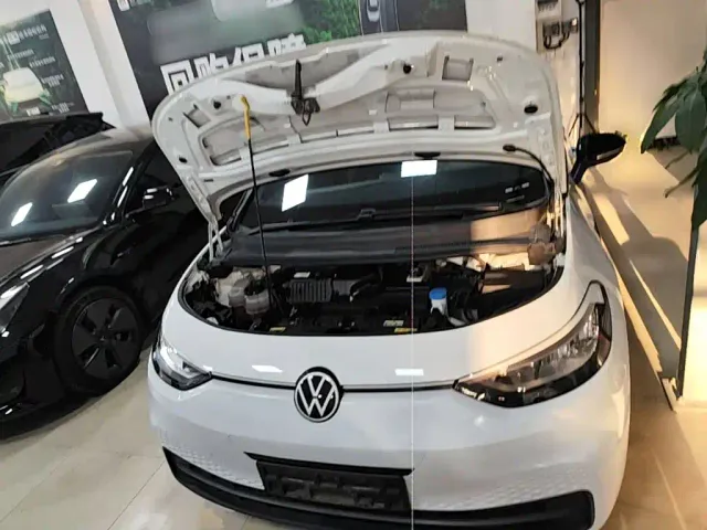 Volkswagen ID.3 — Фото автомобиля 18