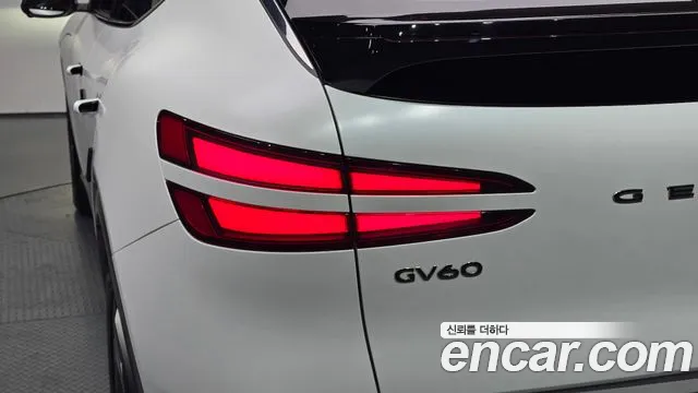 Genesis GV60 — Фото автомобиля 23