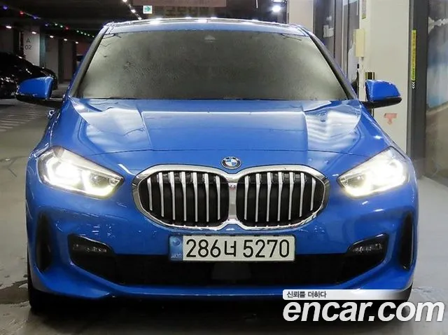 BMW 1 Series F40 — Фото автомобиля 2