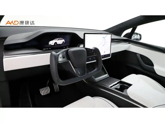 Tesla Model X — Фото автомобиля 6
