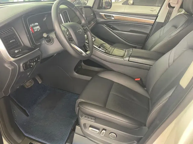 GAC Trumpchi M8 — Фото автомобиля 4