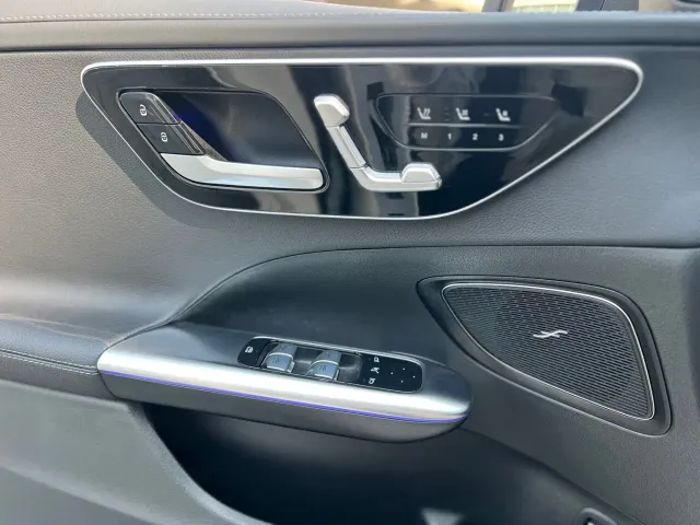 Mercedes-Benz C-Class — Фото автомобиля 11