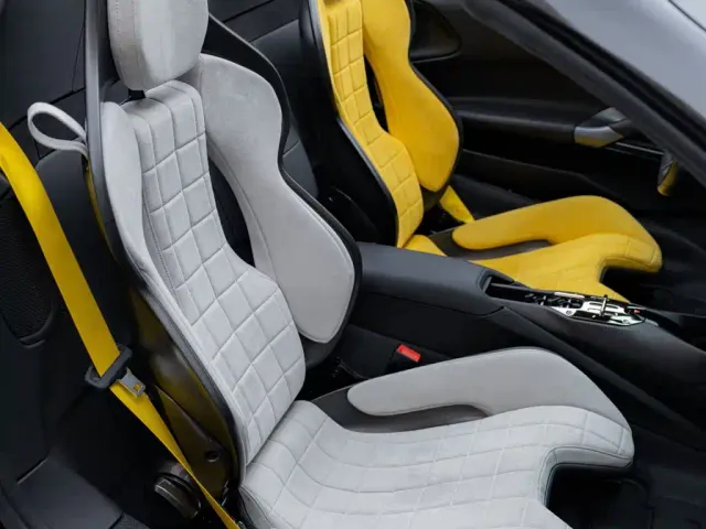 Ferrari SF90 — Фото автомобиля 19