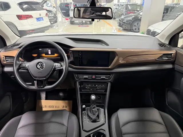 Volkswagen Tharu — Фото автомобиля 10