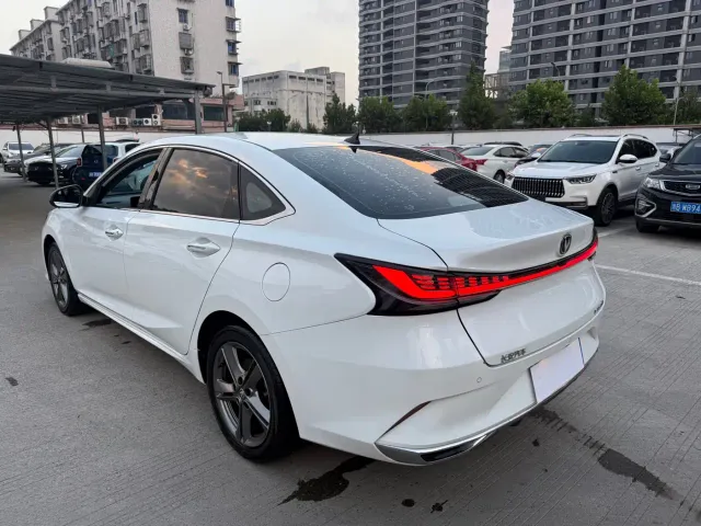 Changan Raeton Plus — Фото автомобиля 11
