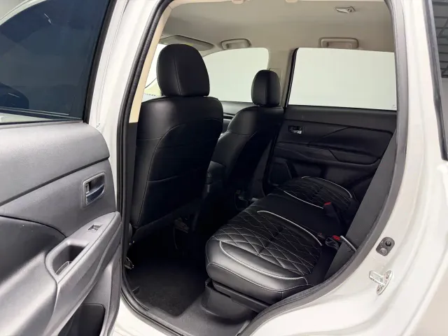Mitsubishi Outlander — Фото автомобиля 8