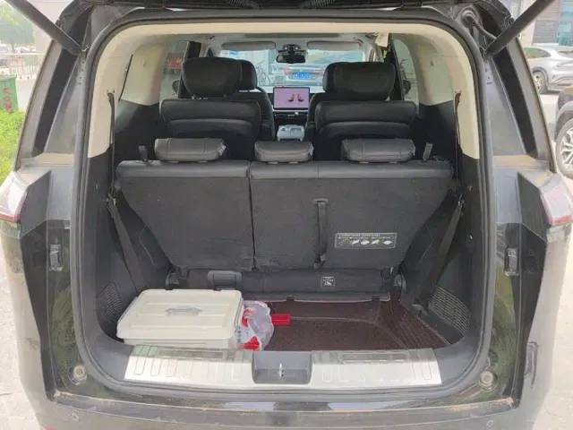 GAC Trumpchi E8 — Фото автомобиля 4
