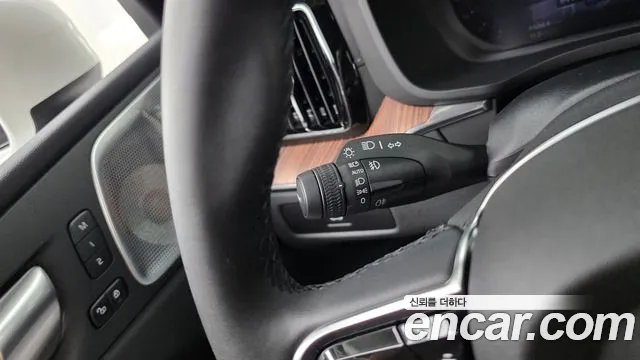 Вольво XC60 B5 Ultra Bright — Фото автомобиля 30