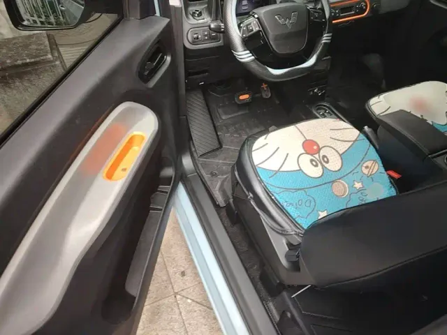 Wuling Hongguang Mini EV — Фото автомобиля 15