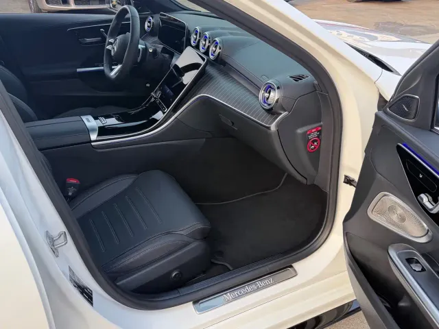 Mercedes-Benz C-Class — Фото автомобиля 6