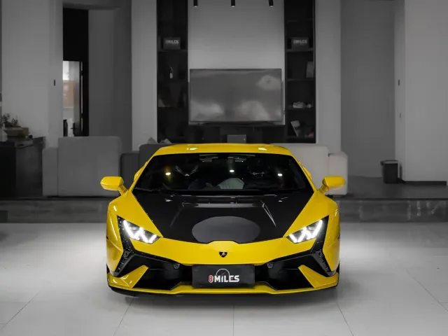 Lamborghini Huracan — Фото автомобиля 2