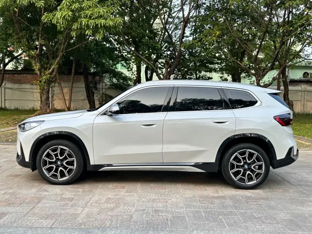 BMW X1 — Фото автомобиля 4