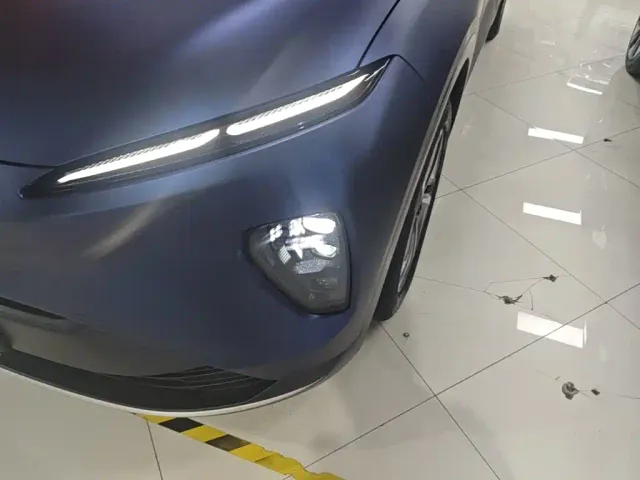 Nio ES8 — Фото автомобиля 23