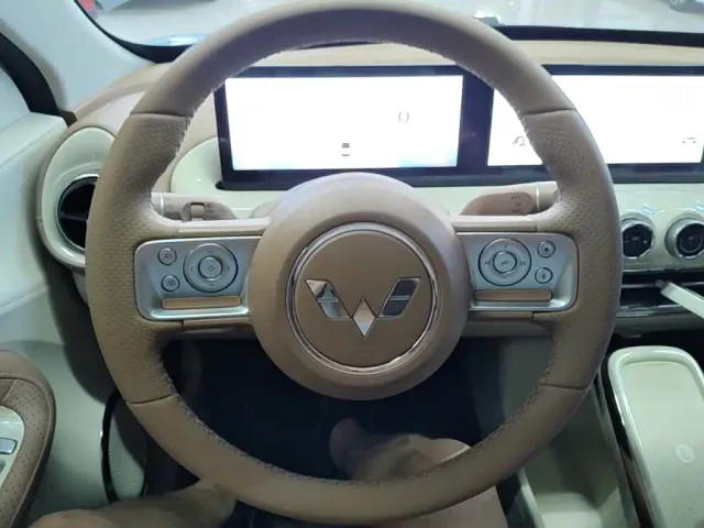 Wuling Bingo — Фото автомобиля 10