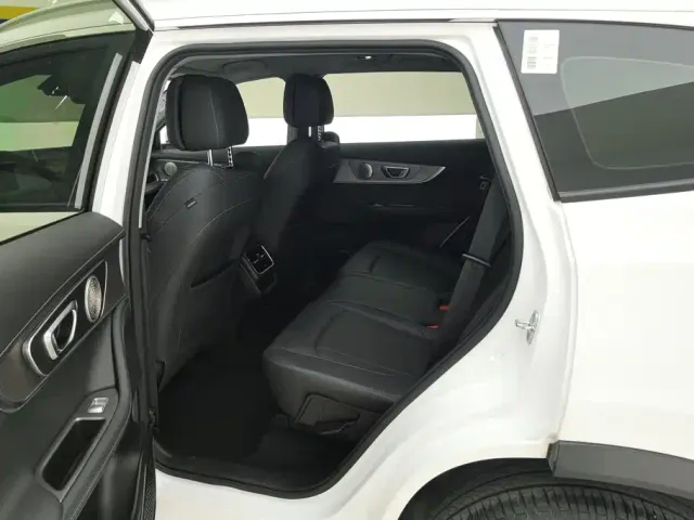 Chery Tiggo 8 PRO — Фото автомобиля 11