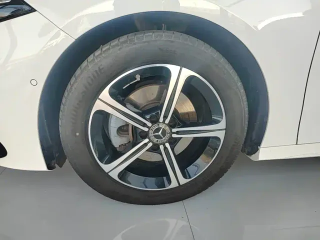 Mercedes-Benz A-Class — Фото автомобиля 22