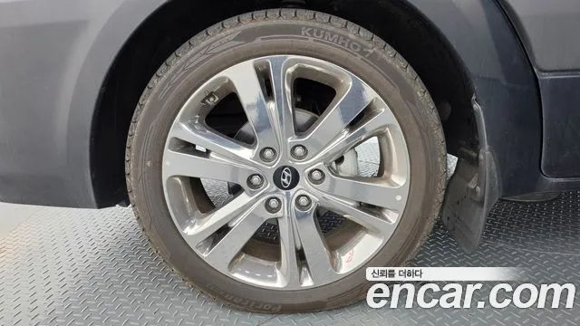 Hyundai Solati — Фото автомобиля 5