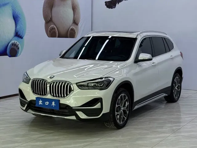 Фотография автомобиля — BMW X1