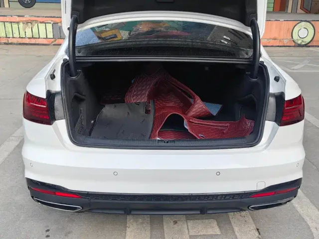 Audi A4L — Фото автомобиля 17