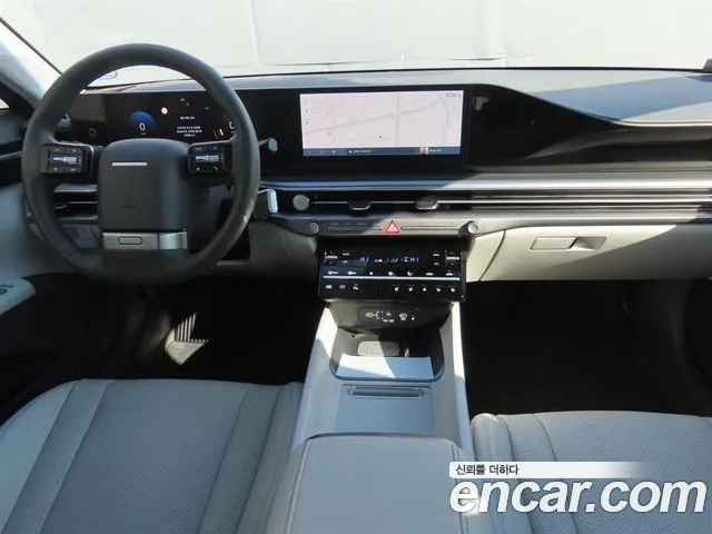 Hyundai Grandeur Grandeur (GN7) 2.5 Бензин 2WD — Фото автомобиля 8