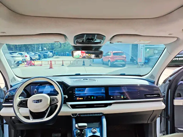 Geely Xingyue L — Фото автомобиля 9