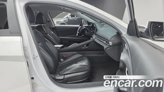 Hyundai AVANTE Новый Avante (CN7) — Фото автомобиля 10