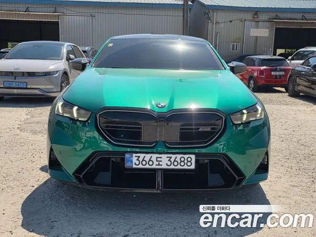 Фотография автомобиля — BMW M5 G90