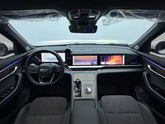 Geely Xingyue L — Фото автомобиля 16