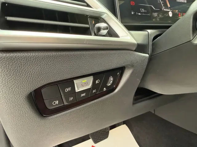 BMW 3 Series — Фото автомобиля 15