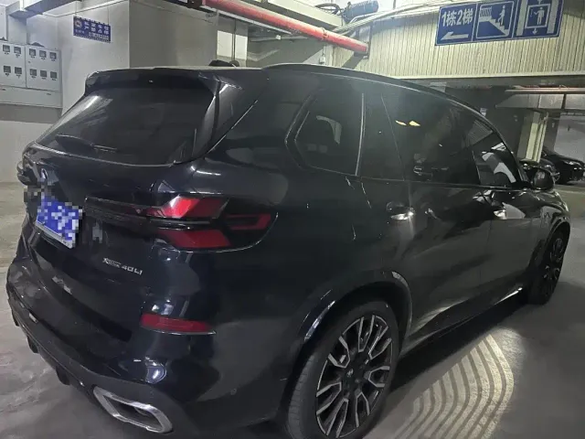 BMW X5 — Фото автомобиля 2