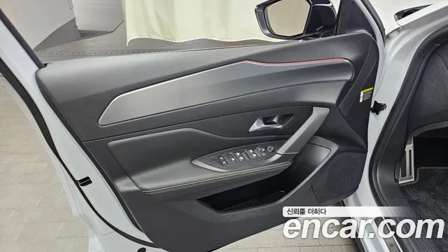 Peugeot 408 — Фото автомобиля 24