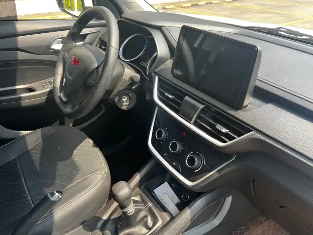 Wuling Hongguang S3 — Фото автомобиля 9