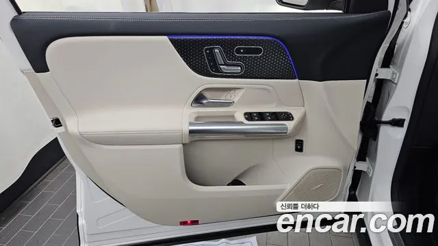 Mercedes-Benz EQA — Фото автомобиля 23