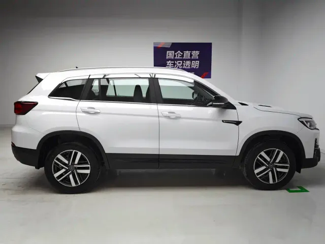 Changan CS75 — Фото автомобиля 7