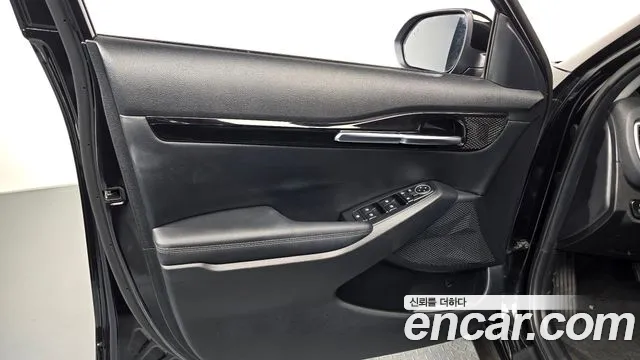 Kia Seltos Бензин 1.6 турбо 2WD — Фото автомобиля 24
