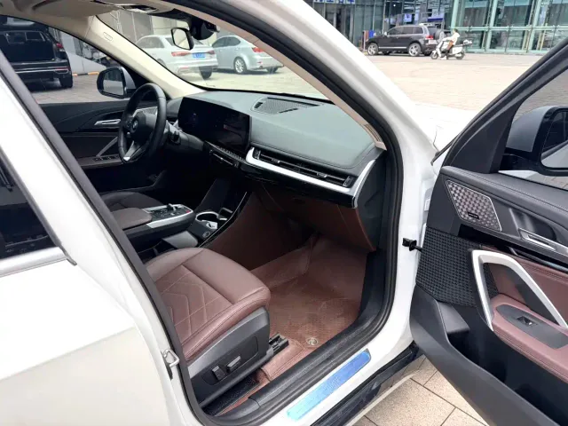 BMW X1 — Фото автомобиля 10